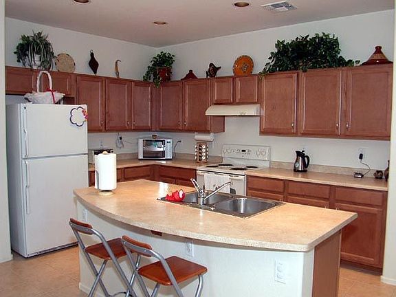 3rd image of 3275 E Cowboy Cove Trl