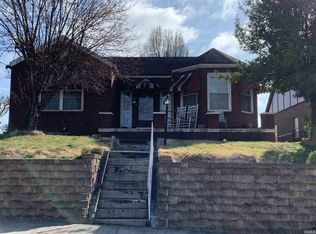 1438 N Jackson St, Jasper, IN 47546