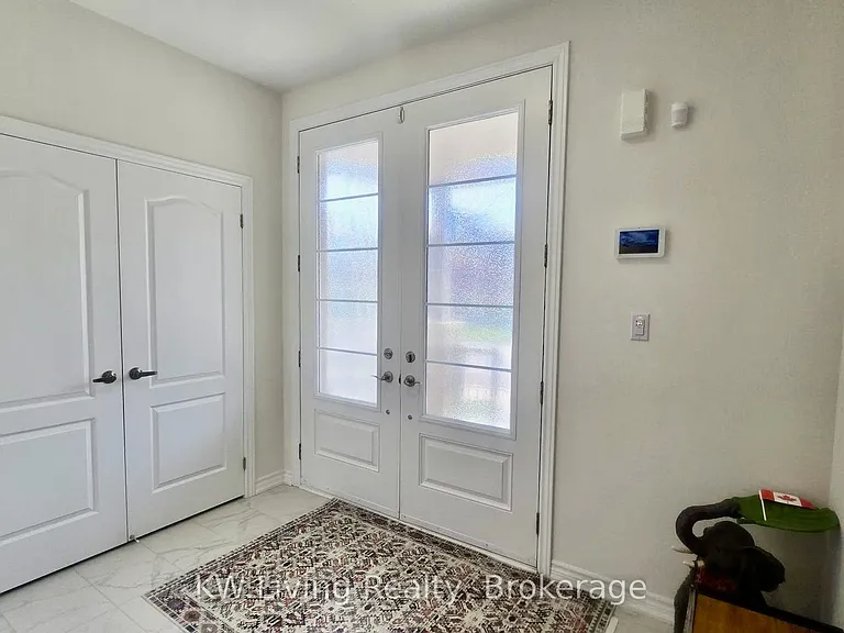 33 Valleo St — Photo 4