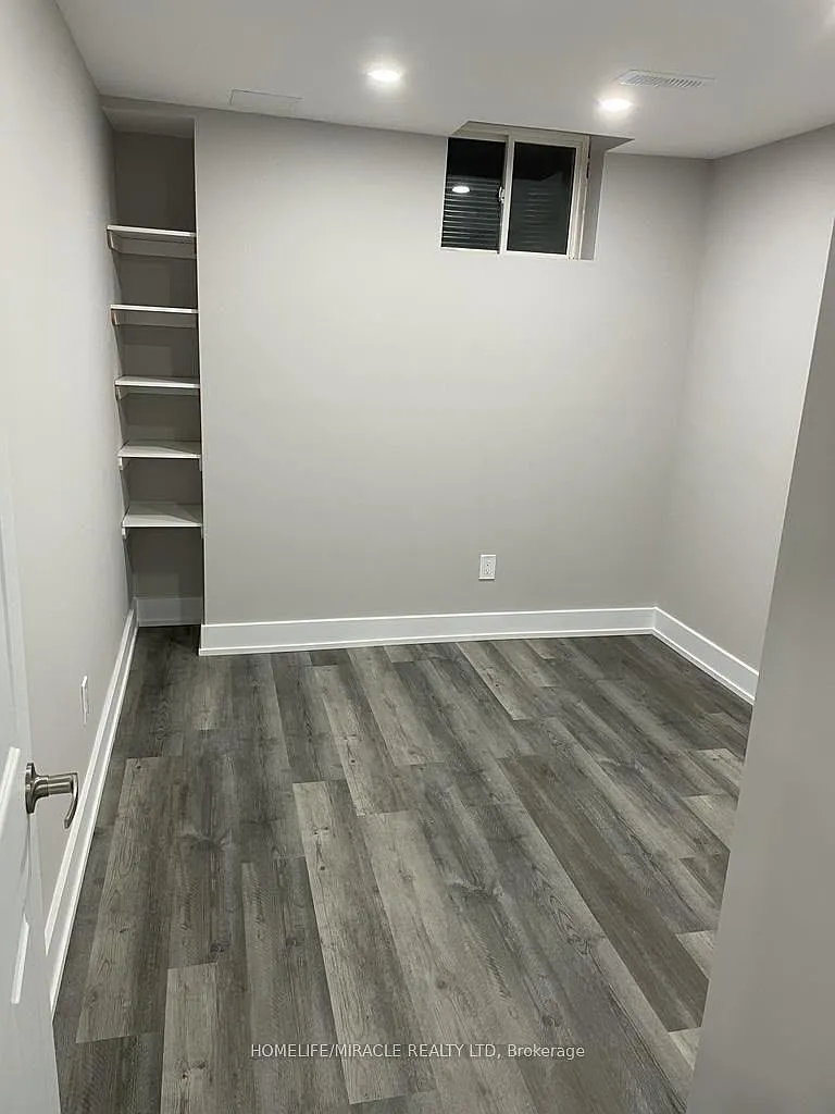 2 bed, $1,700 — Photo 3