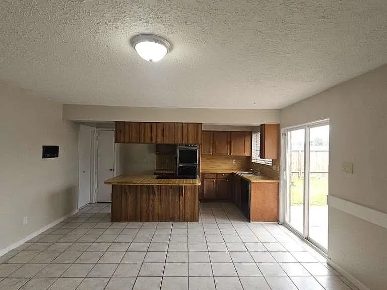 7222 Northleaf Dr — Photo 5