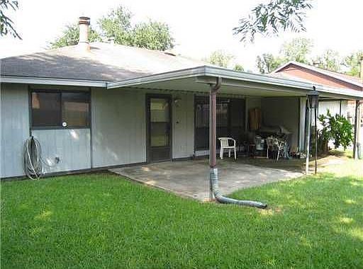 3rd image of 505 Plymouth Dr