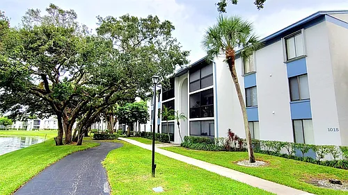 1015 Green Pine Blvd #B3 Photo 1