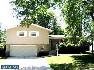 1 Hedgerow Ct, Haddon Township, NJ 08107