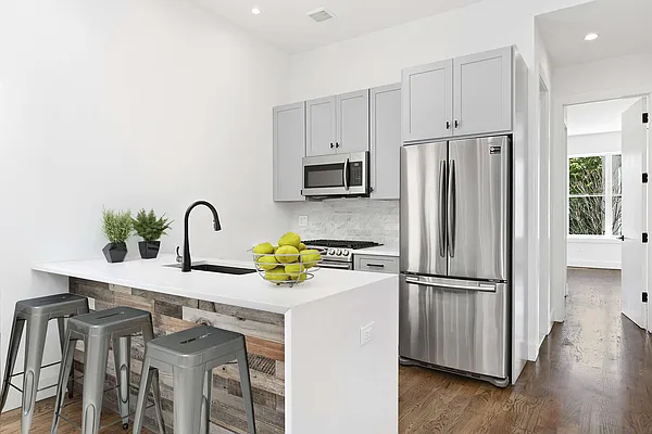 Rented by Compass | media 3