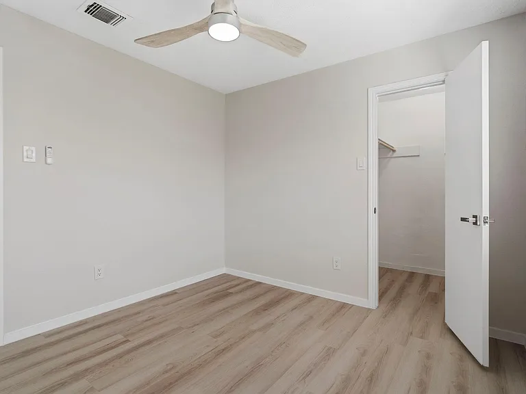 2210 Trail West St — Photo 30
