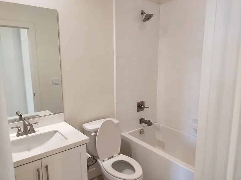 135 W Live Oak Ave #E — Photo 4