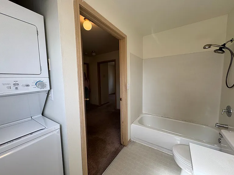 1501 H St #101 — Photo 15