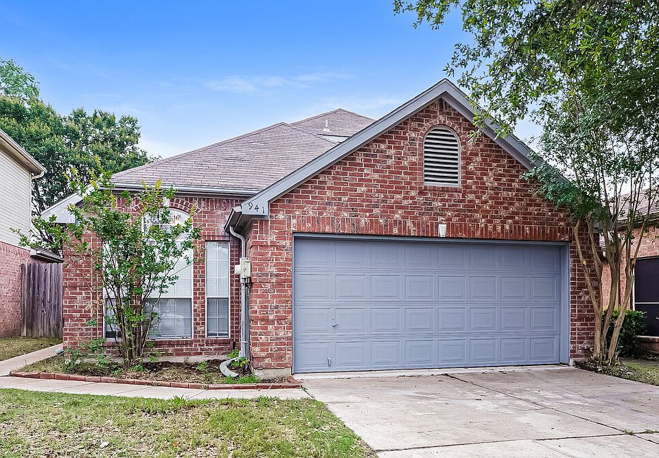 1st image of 941 Azalia Dr
