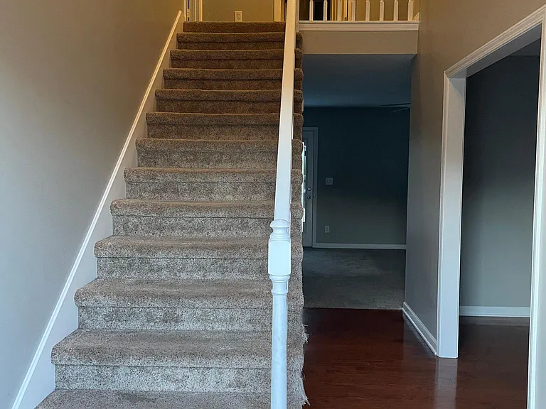 1365 Mountain Way — Photo 2