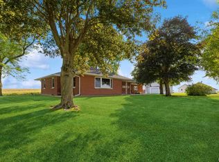 6975 Harvey Rd, Fulton, IL 61252