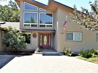 130 N River Dr, Roseburg, OR 97470