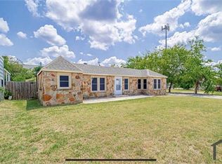 3708 Merrett Dr, Lake Worth, TX 76135