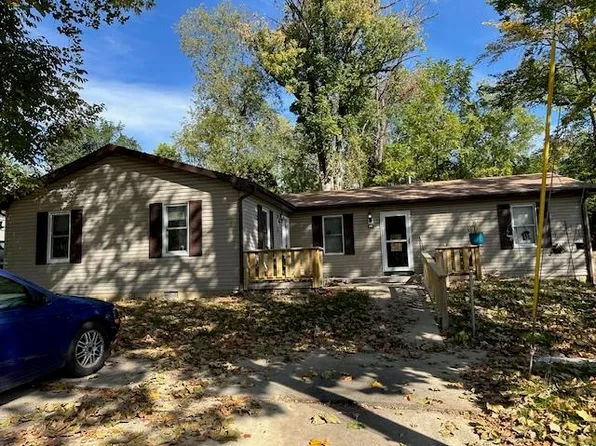 998-998-1/2 W 21st St, Connersville, IN 47331