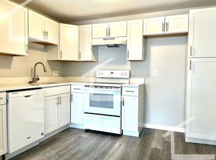 130 North St #1, Newtonville, MA 02460