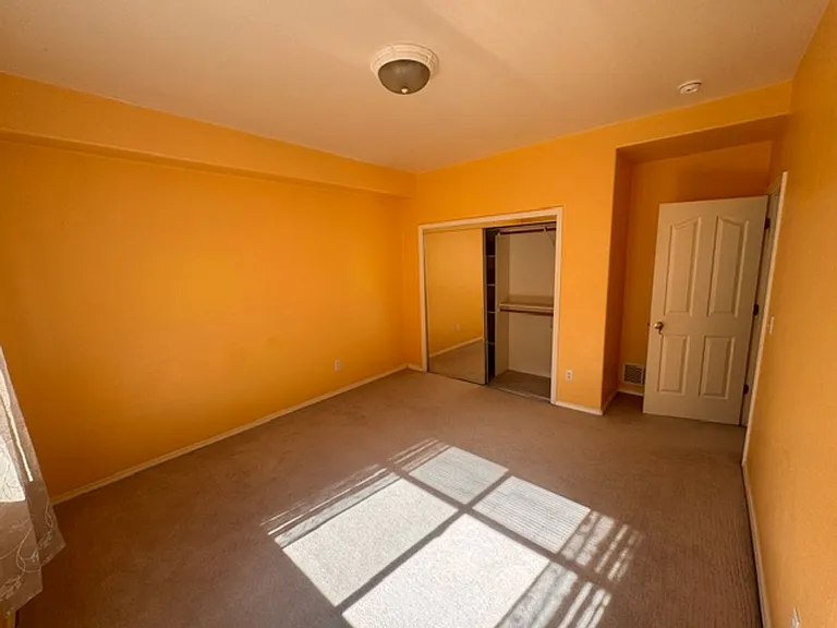 10100 Zermatt Cir — Photo 30