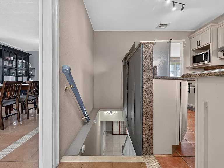 8 Coyles Ct — Photo 28