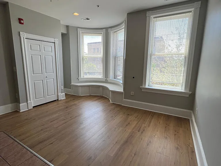 30 E 25th St #2F — Photo 4