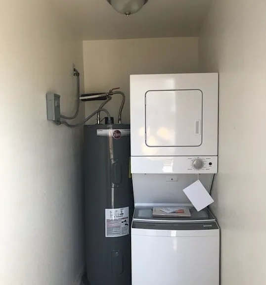 Roma Village Apartments — Photo 6