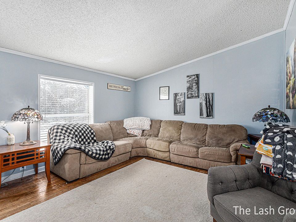 8915 S Cottonwood Ave, Howard City, MI 49329 Zillow