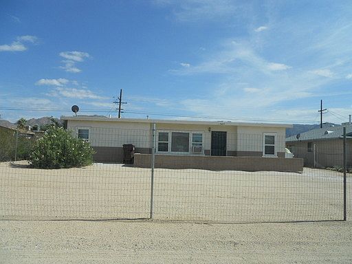 1st image of 72237 Sun Valley Dr