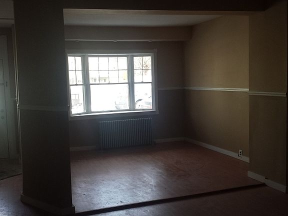 2nd image of 94 Mercer St