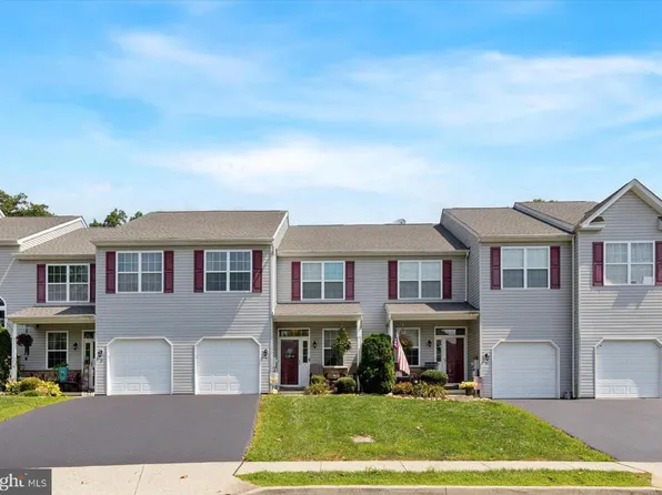 7 Emily Ct, Reading, PA 19606