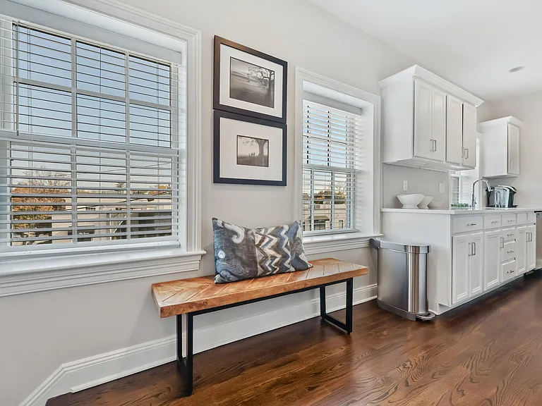 The Perfect Furnished Suite- Well Designed, Fully Appointed