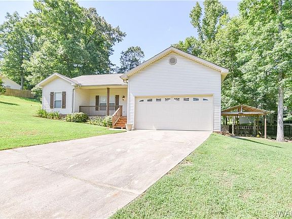 3rd image of 12525 Falcon Cir