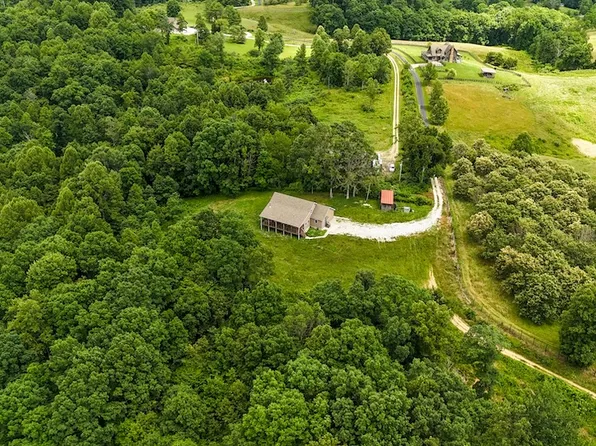 354 Barker Cemetery Rd, Olive Hill, KY 41164