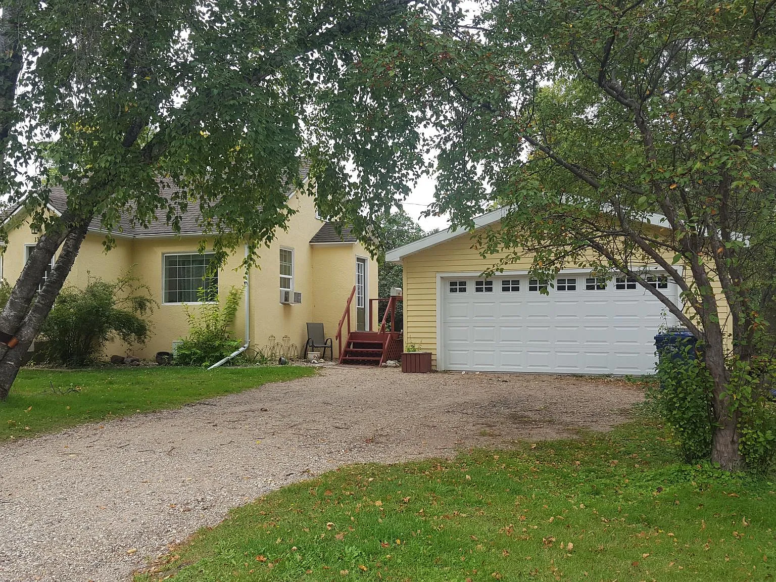 3 bed, 950 sqft, $1,390 — Photo 3