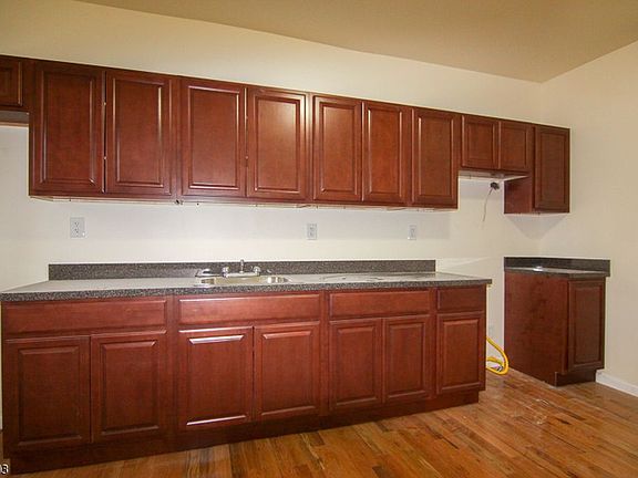 3rd image of 66 Hinsdale Pl #1