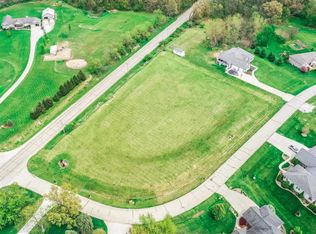 1 Whispering Pines Ln, Congerville, IL 61729