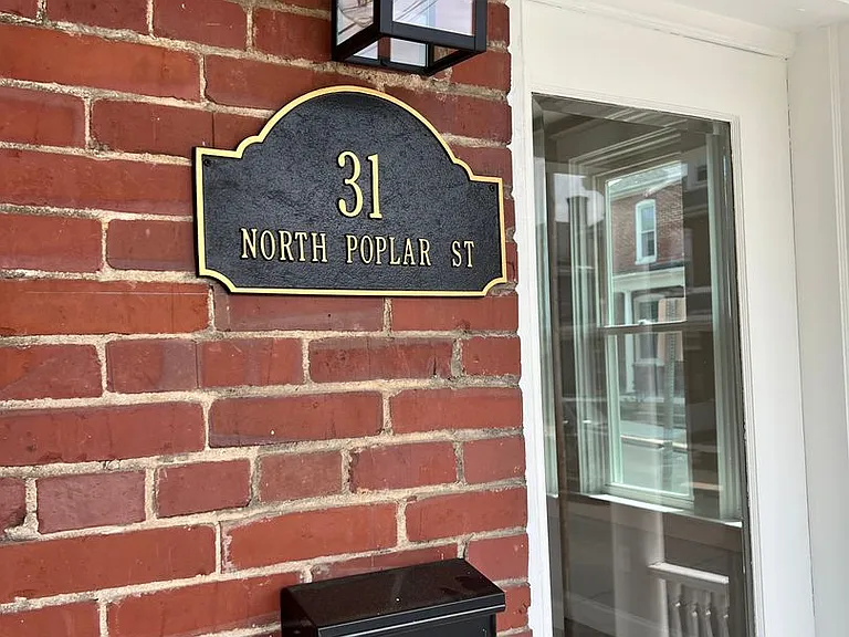 31 N Poplar St — Photo 27