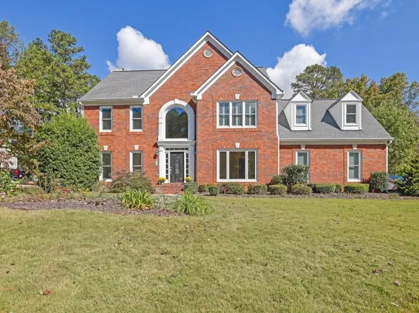 2359 Meadow Isle Ln, Lawrenceville, GA 30043