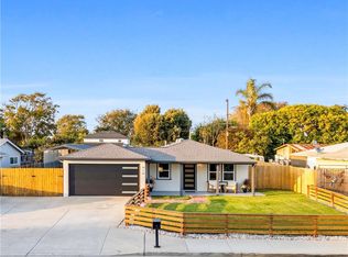 910 W 19th St, Costa Mesa, CA 92627