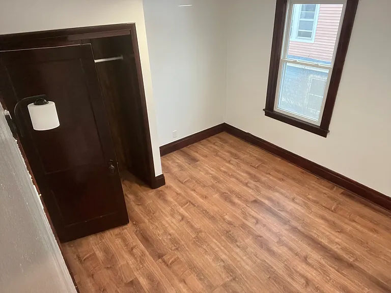 28 Crane St #26 — Photo 7