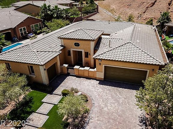 2nd image of 5 Laricola Ct