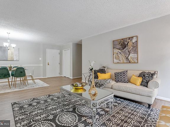3rd image of 7420 Westlake Ter APT 102