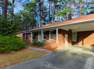 216 Woodstock Dr, Greenville, NC 27834