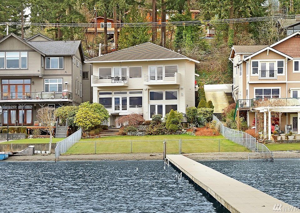 1st image of 3238 W Lake Sammamish Pkwy SE