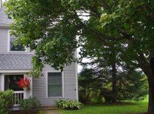 80 Hillcrest Rd #9, Stowe, VT 05672