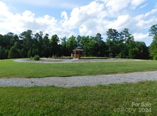 139 W Settings Blvd NW #106, Valdese, NC 28690