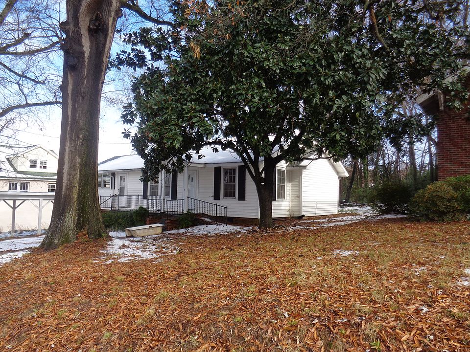 Handicapped side entrance