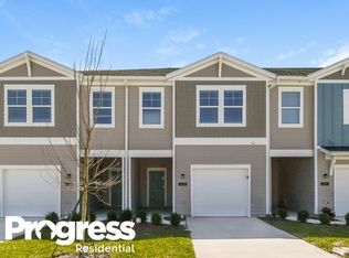 523 Cherry Ridge Dr, Orange Park, FL 32065