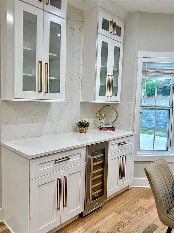 4 bed, 3.5 bath, 2276 sqft, $2,900 — Photo 4