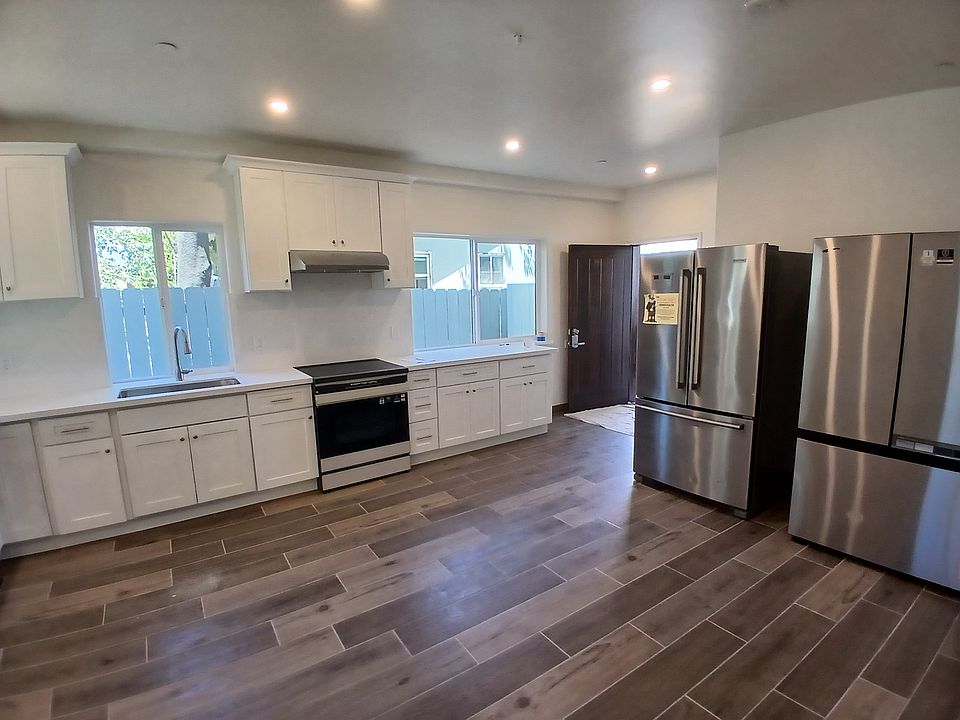 2nd image of 4934 64th St