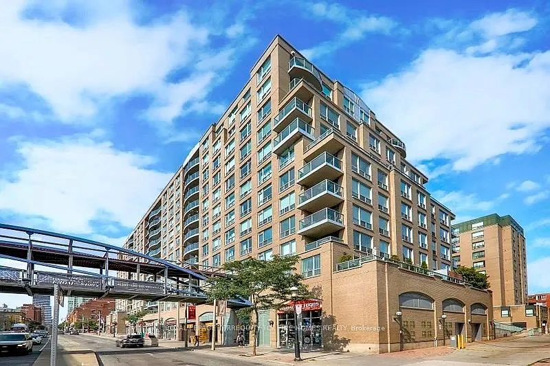 109 Front St E #446