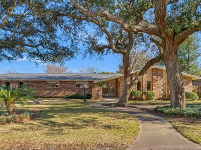 109 Nandina Rd, Gulf Breeze, FL, 32561