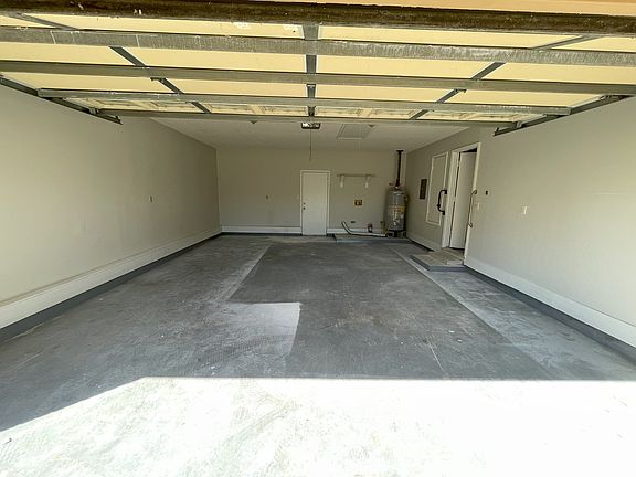 3rd image of 2177 Calle De Cantabria